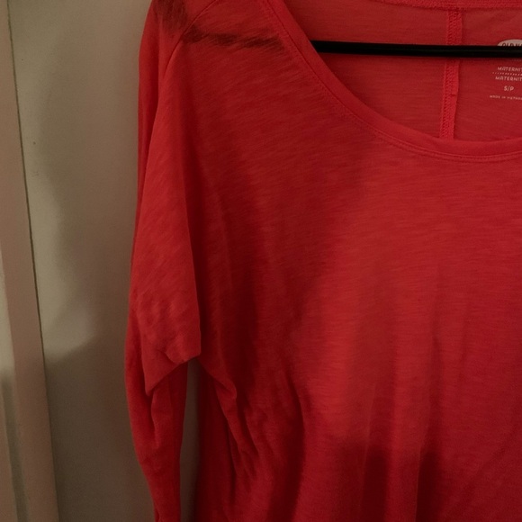 Old Navy WMS MATERNITY bright coral colored WMS TOP size Small - Picture 7 of 11